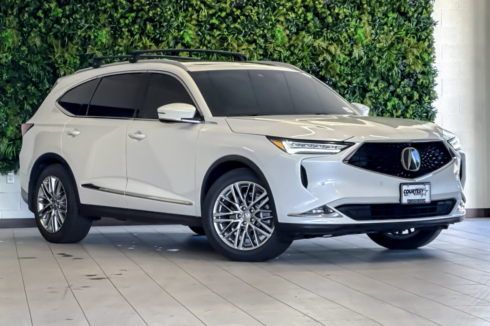 Used 2023 Acura MDX w/ Advance Package AWD/4WD image 2