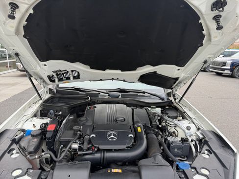 Used 2015 Mercedes-Benz SLK 250 image 22