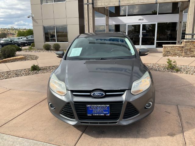 Used 2012 Ford Focus SEL FWD image 2