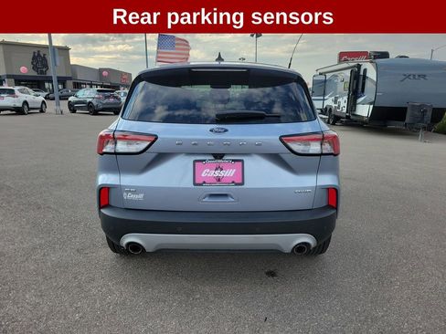 Used 2022 Ford Escape SE image 4