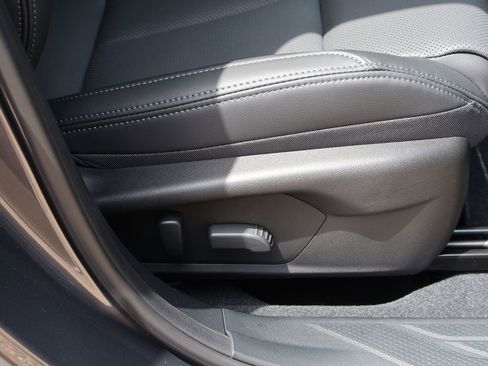 New 2026 Subaru Outback Touring AWD/4WD image 11