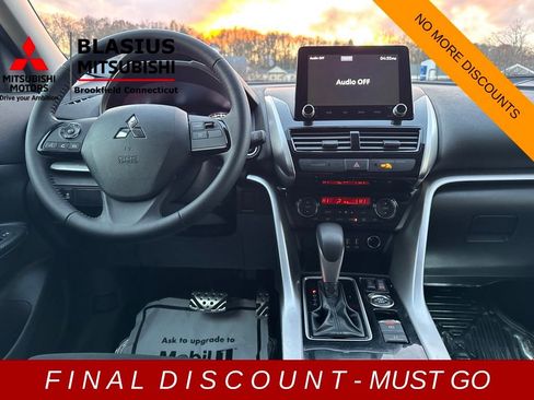 Used 2023 Mitsubishi Eclipse Cross SE image 26