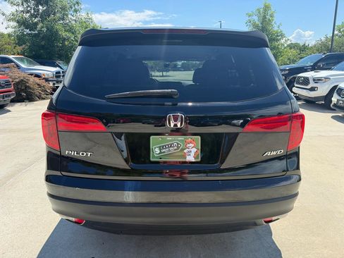 Used 2016 Honda Pilot LX image 5