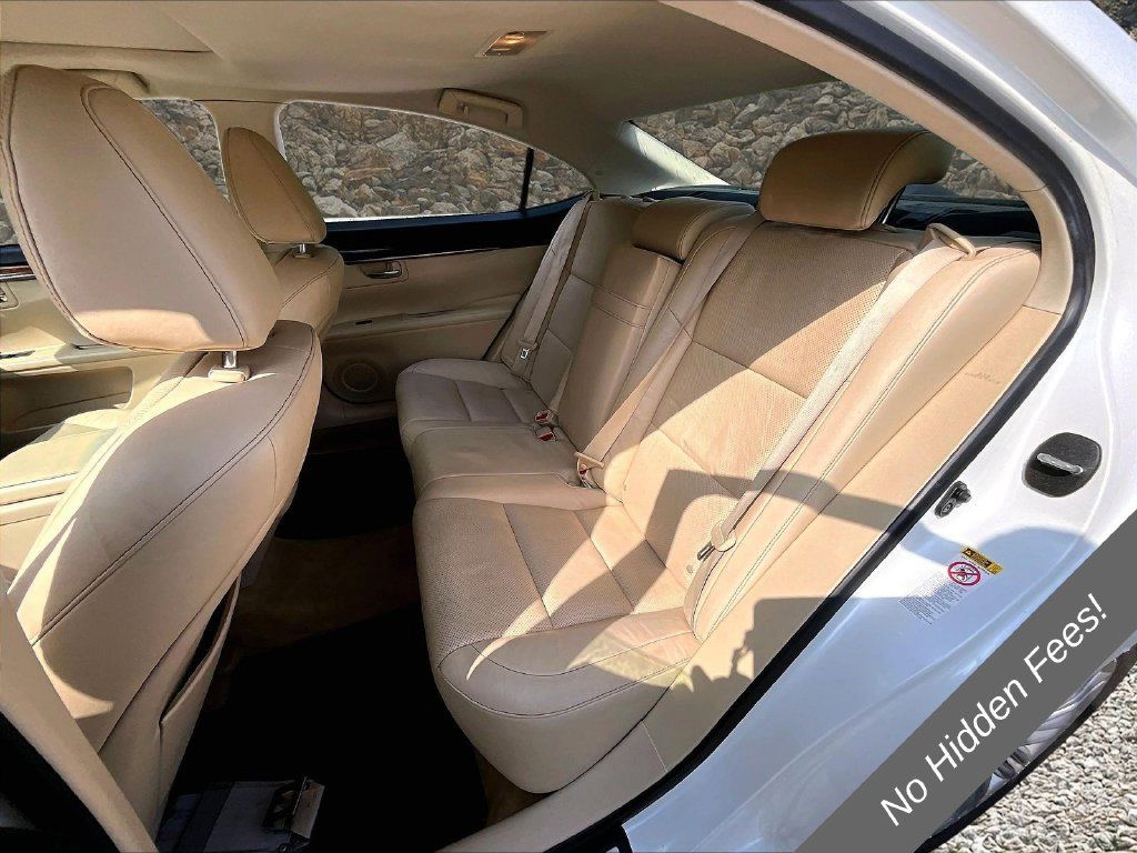 Used 2014 Lexus ES 350 w/ Luxury Package FWD image 22