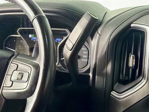 Used 2020 GMC Sierra 2500 Denali w/ Denali Ultimate Package image 16