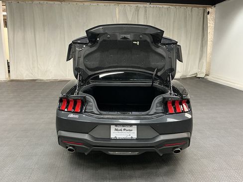 Used 2024 Ford Mustang GT RWD image 21