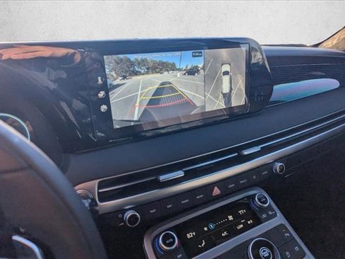 Used 2025 Hyundai Palisade Calligraphy image 13