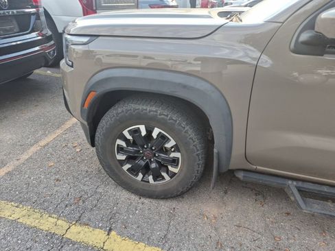 Used 2024 Nissan Frontier Pro-X RWD image 7