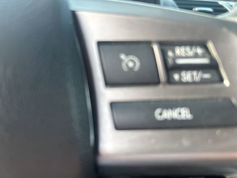 Used 2014 Subaru Crosstrek 2.0i Limited image 16