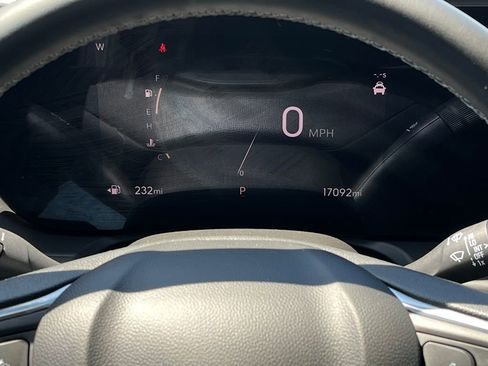 Used 2024 Buick Encore GX Preferred FWD image 13