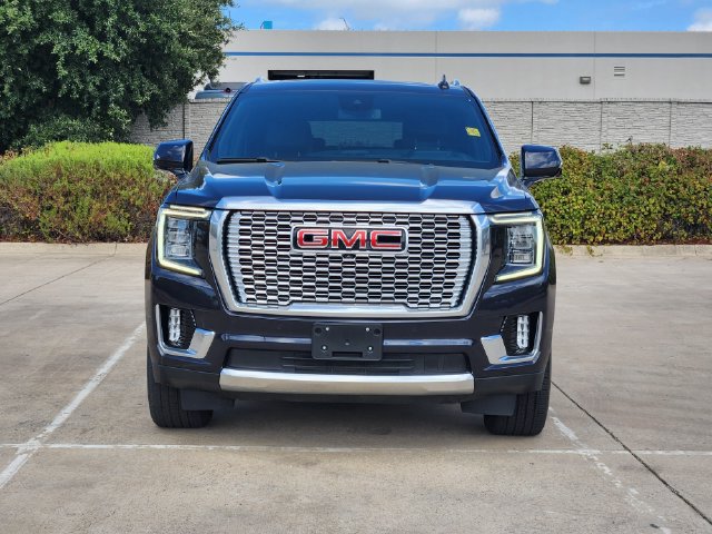 Used 2023 GMC Yukon XL Denali AWD/4WD image 2