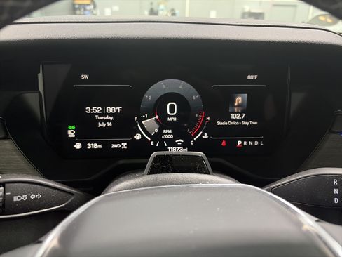 Used 2024 GMC Acadia Denali w/ Super Cruise Package AWD/4WD image 16