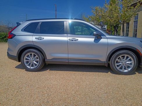 Used 2025 Honda CR-V EX-L image 13