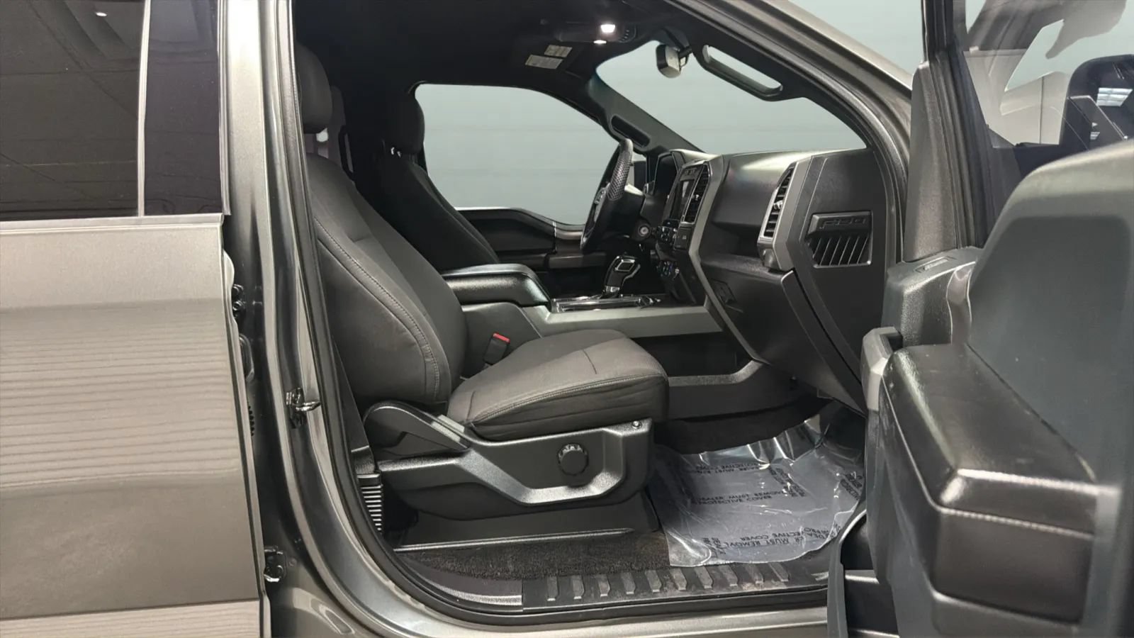 Used 2016 Ford F150 XLT w/ Equipment Group 301A Mid AWD/4WD image 21