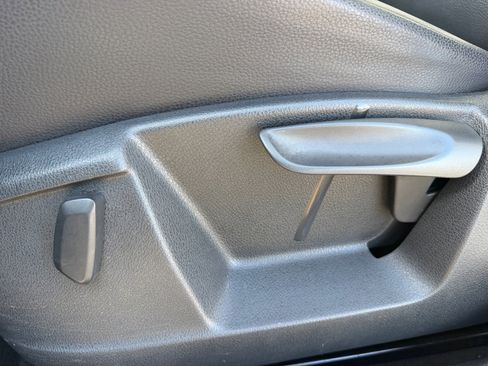 Used 2016 Volkswagen Tiguan S FWD image 14