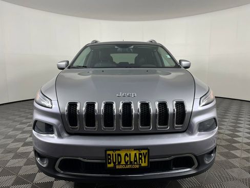 Used 2016 Jeep Cherokee Limited image 2