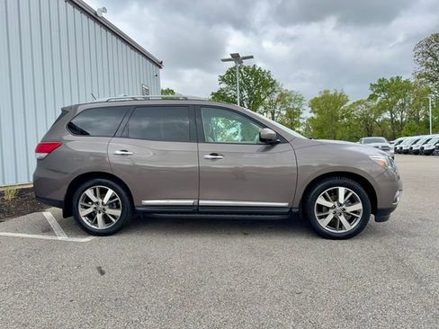 Used 2014 Nissan Pathfinder Platinum w/ Cargo Package AWD/4WD image 7