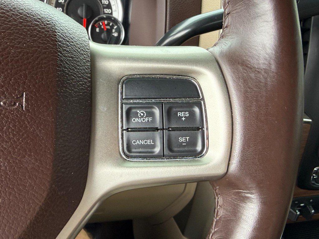 Used 2015 RAM 3500 Laramie w/ Convenience Group AWD/4WD image 21