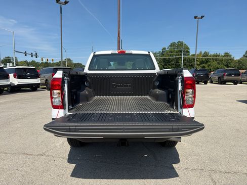 Used 2025 Ford Ranger XLT w/ FX4 Off-Road Package AWD/4WD image 17