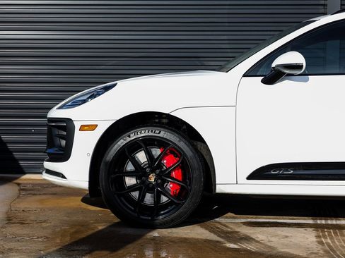 Certified 2022 Porsche Macan GTS image 11