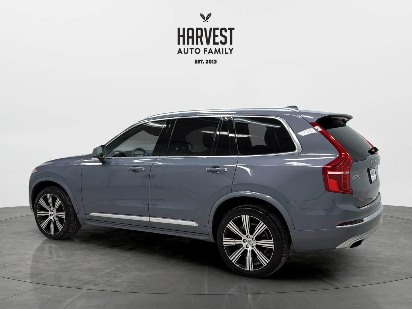 Used 2021 Volvo XC90 T6 Inscription w/ Lounge Package AWD/4WD image 3