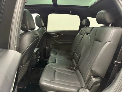 Used 2019 Audi Q7 3.0T Premium Plus w/ Premium Plus Package image 16