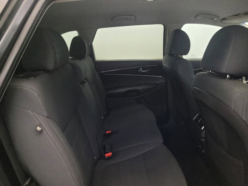Used 2019 Kia Sorento AWD w/ LX Convenience Package image 19