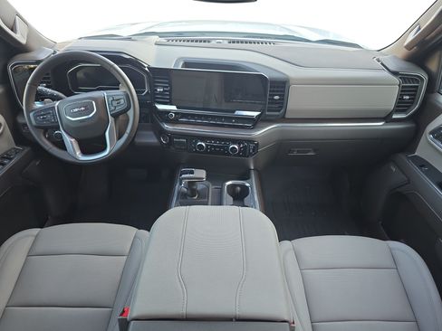 Used 2024 GMC Sierra 1500 SLT w/ SLT Premium Plus Package AWD/4WD image 9