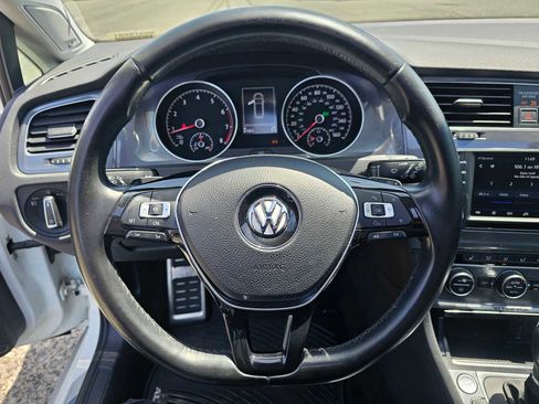 Used 2017 Volkswagen Golf Alltrack SEL AWD/4WD image 25