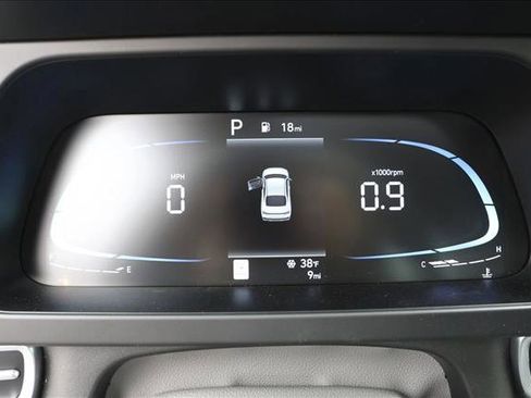 New 2026 Hyundai Elantra SEL Sport FWD image 15