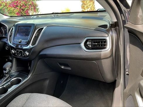 Used 2023 Chevrolet Equinox LT image 16