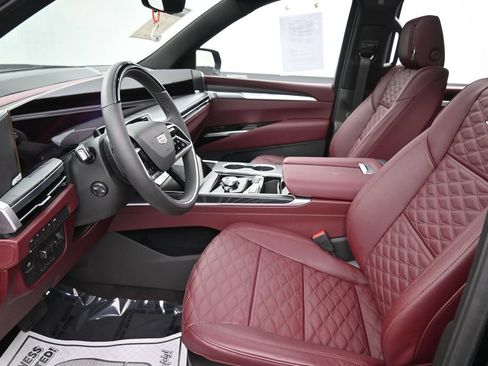 Used 2026 Cadillac Escalade ESV Sport AWD/4WD image 23