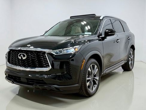 Used 2023 INFINITI QX60 Luxe w/ Performance Audio Package image 10