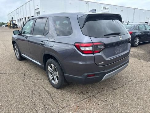 Used 2023 Honda Pilot EX-L image 4