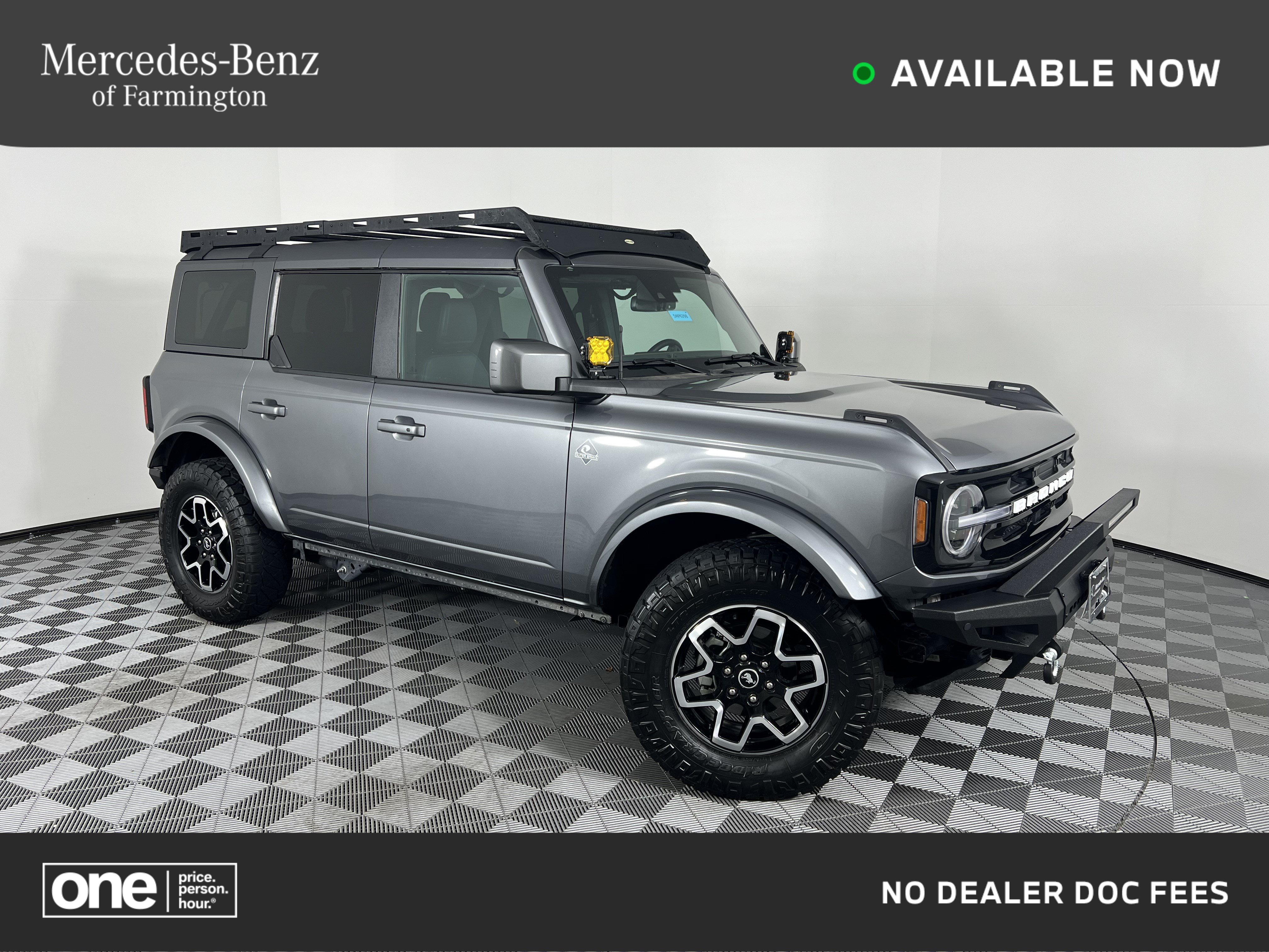 Used 2024 Ford Bronco Outer Banks AWD/4WD image 1