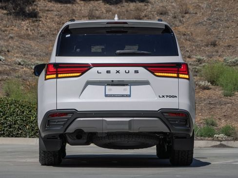 New 2026 Lexus LX 700h Luxury w/ Appearance Package AWD/4WD image 10
