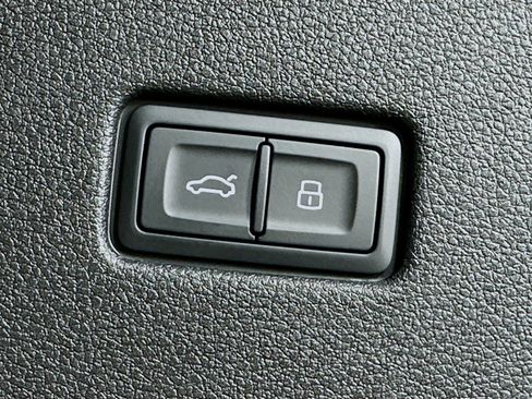 New 2026 Audi Q8 Premium Plus AWD/4WD image 40