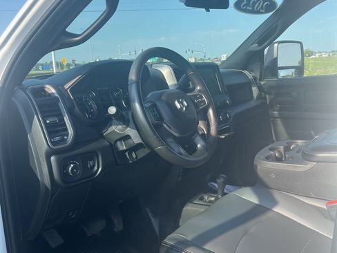 Used 2023 RAM 3500 Tradesman image 11