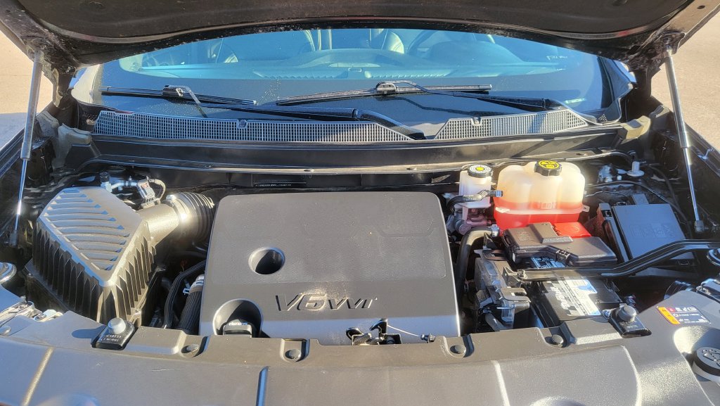 Used 2022 Chevrolet Traverse Premier w/ Redline Edition FWD image 39