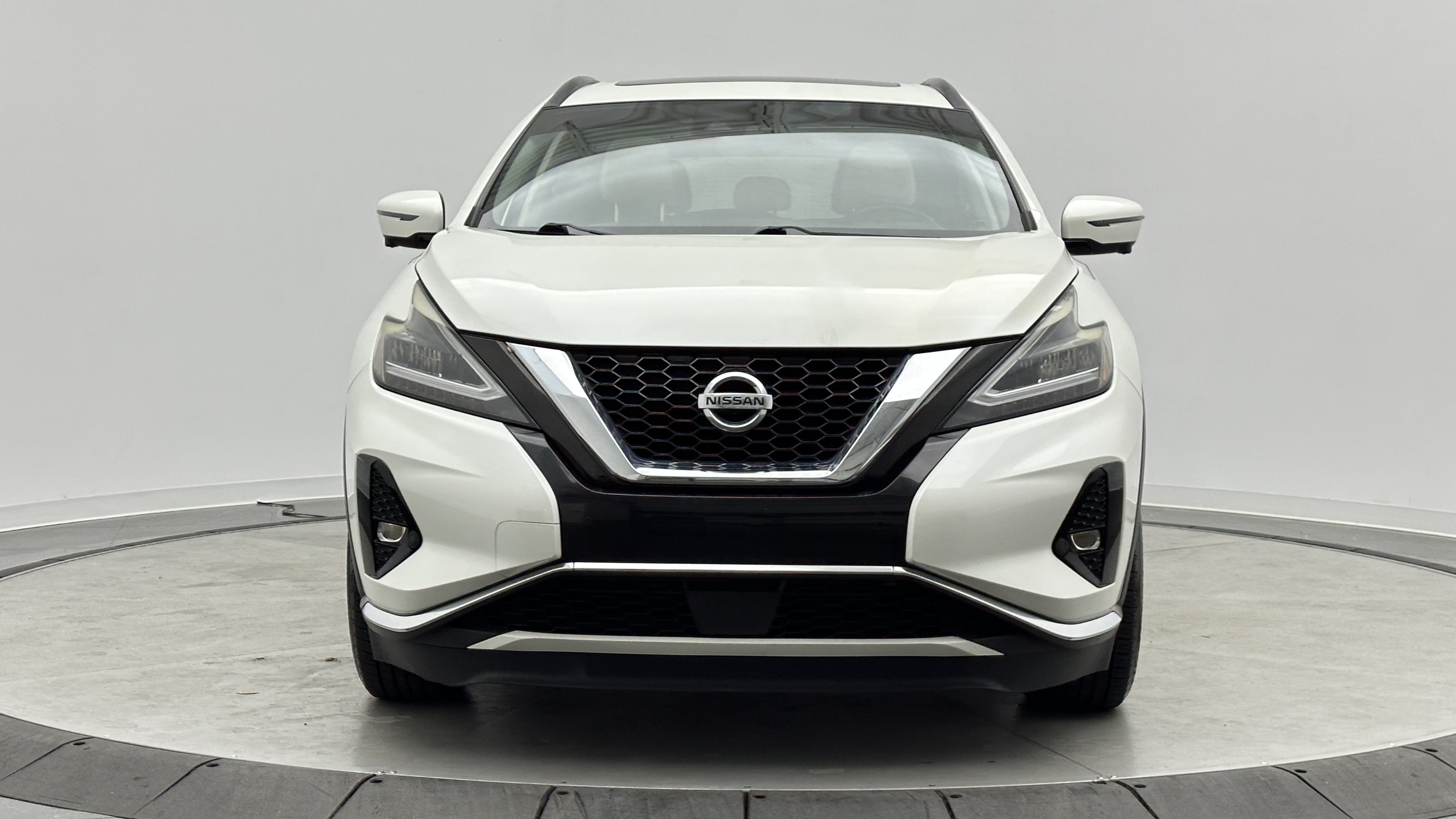 Used 2020 Nissan Murano SV w/ Premium Package FWD image 2