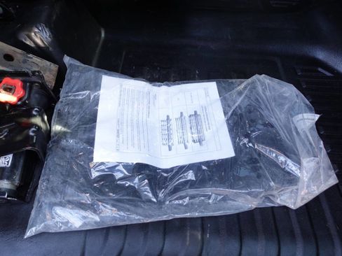 Used 2022 Chevrolet Silverado 2500 W/T w/ WT Convenience Package image 27