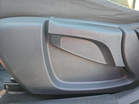 Used 2016 Nissan Rogue S AWD/4WD image 28