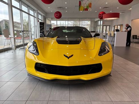 Used 2016 Chevrolet Corvette Z06 w/ 3LZ Preferred Equipment Group RWD image 1