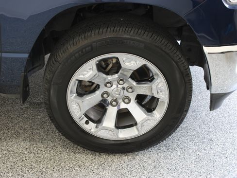 Used 2019 RAM 1500 Big Horn AWD/4WD image 5