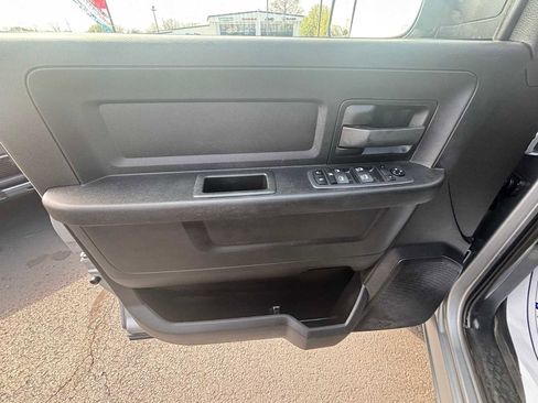 Used 2022 RAM 3500 Tradesman image 19