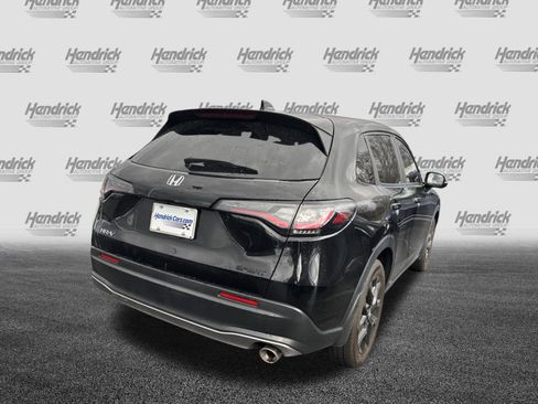 Used 2024 Honda HR-V Sport image 11