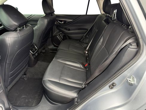 Used 2023 Subaru Outback Limited AWD/4WD image 16