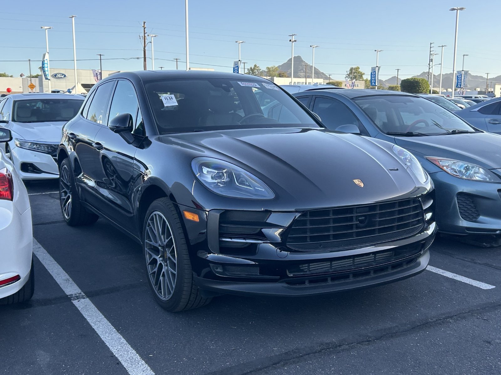 Used 2020 Porsche Macan AWD/4WD image 5