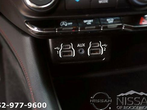Used 2024 Dodge Durango GT AWD/4WD image 24