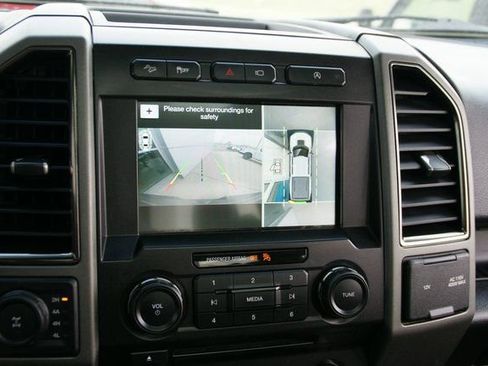 Used 2018 Ford F150 Raptor w/ Equipment Group 801A Mid image 26